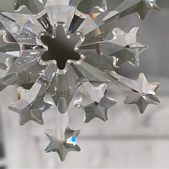 Swarovski crystal 2004 annual Christmas snowflake ornament with box & COA - Picture 9 of 11